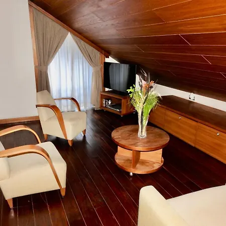 Riberies & By Rda Llavorsí