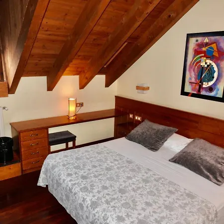 Riberies Hotel Llavorsí