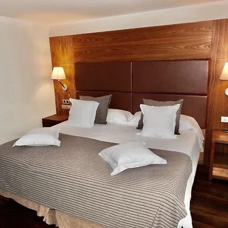 Hotel Riberies 4*